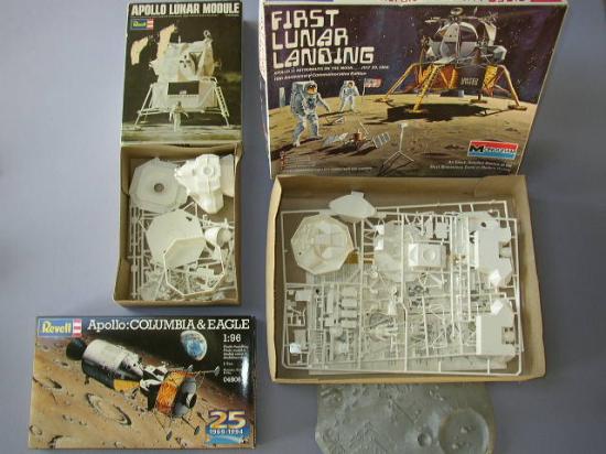 Appraisal: Apollo Lunar Landing Three kits featuring the Lunar Module and