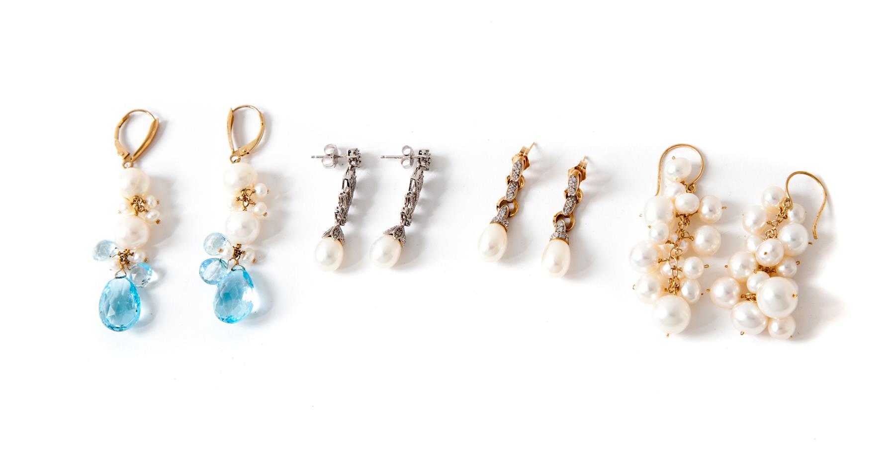 Appraisal: FOUR PAIRS OF PEARL EARRINGS American st century Includes KYG