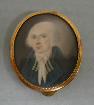 Appraisal: ANTIQUE HAND PAINTED PORTRAIT MINIATURE Oval depicting a gentleman facing