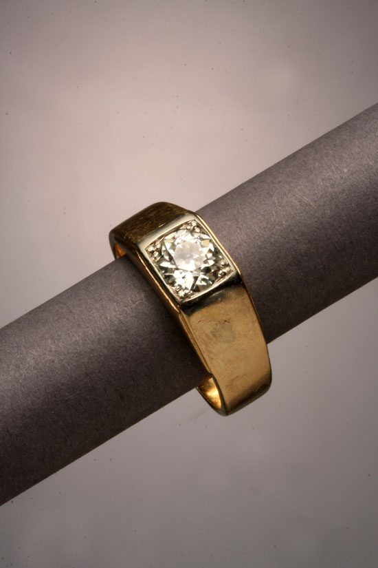 Appraisal: Lot Property of Various Owners Gentleman's -Karat Yellow-Gold Solitaire Diamond