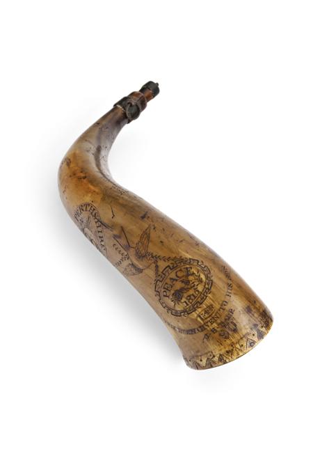 Appraisal: Military interest - an early th century powder horn the