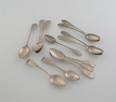 Appraisal: Thirteen various teaspoons oz