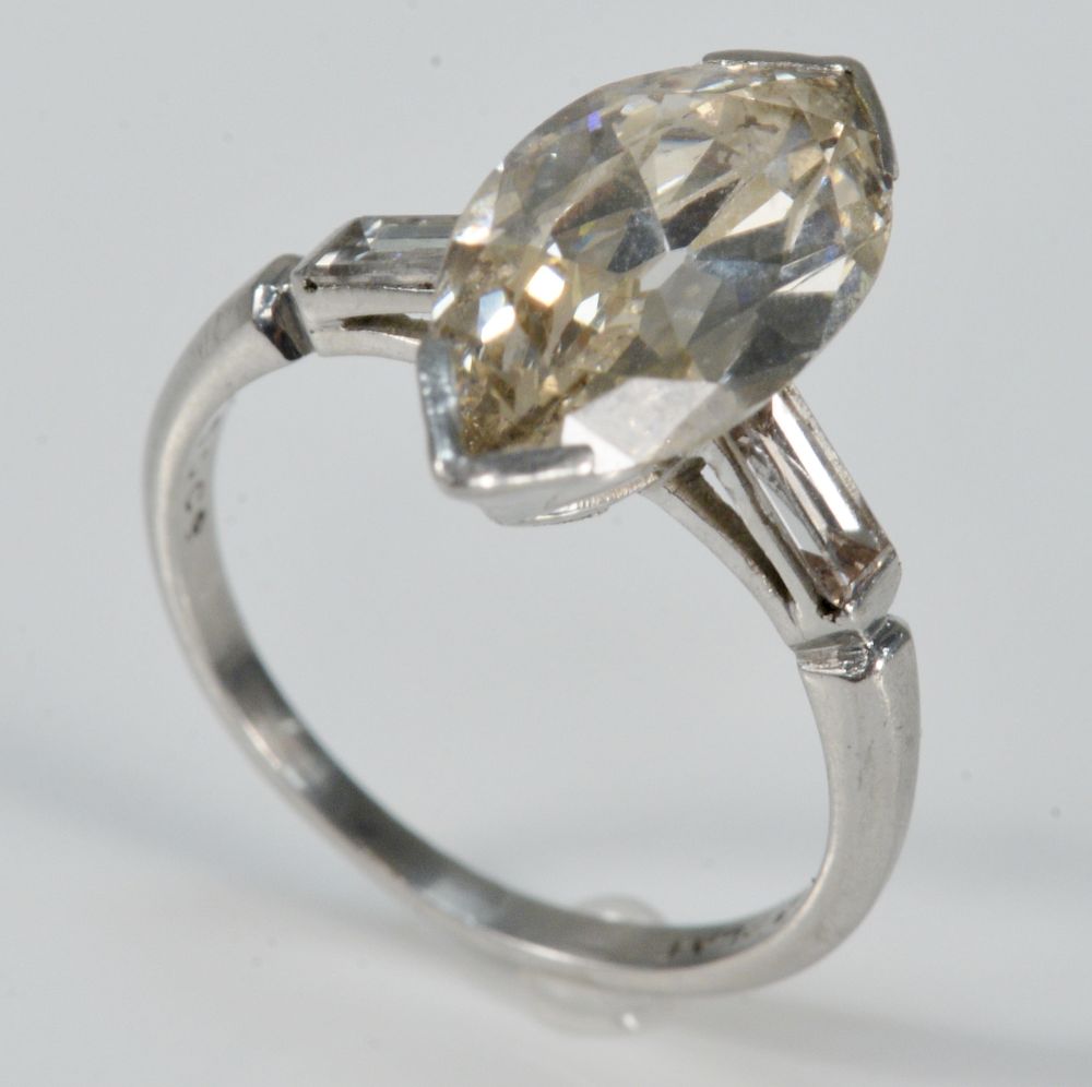 Appraisal: Platinum engagement ring with marquise diamond x mm approximately cts