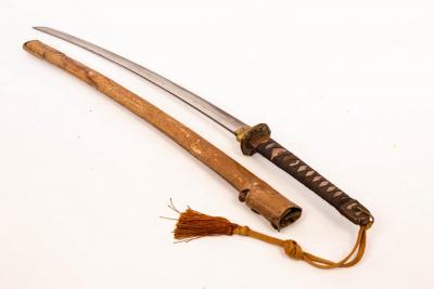 Appraisal: A Japanese sword mounted for WWII use with leather covered