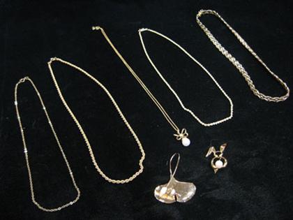 Appraisal: Group of assorted karat gold jewelry Five gold necklaces one