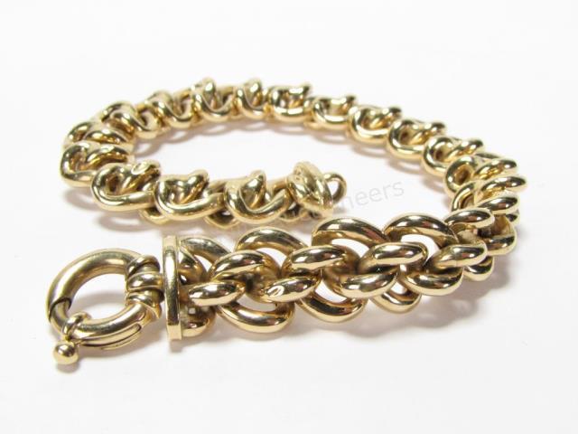 Appraisal: A K yellow gold double link fashion bracelet dwt long