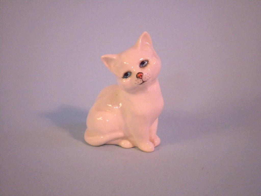 Appraisal: Beswick A kitten seated white small eyes