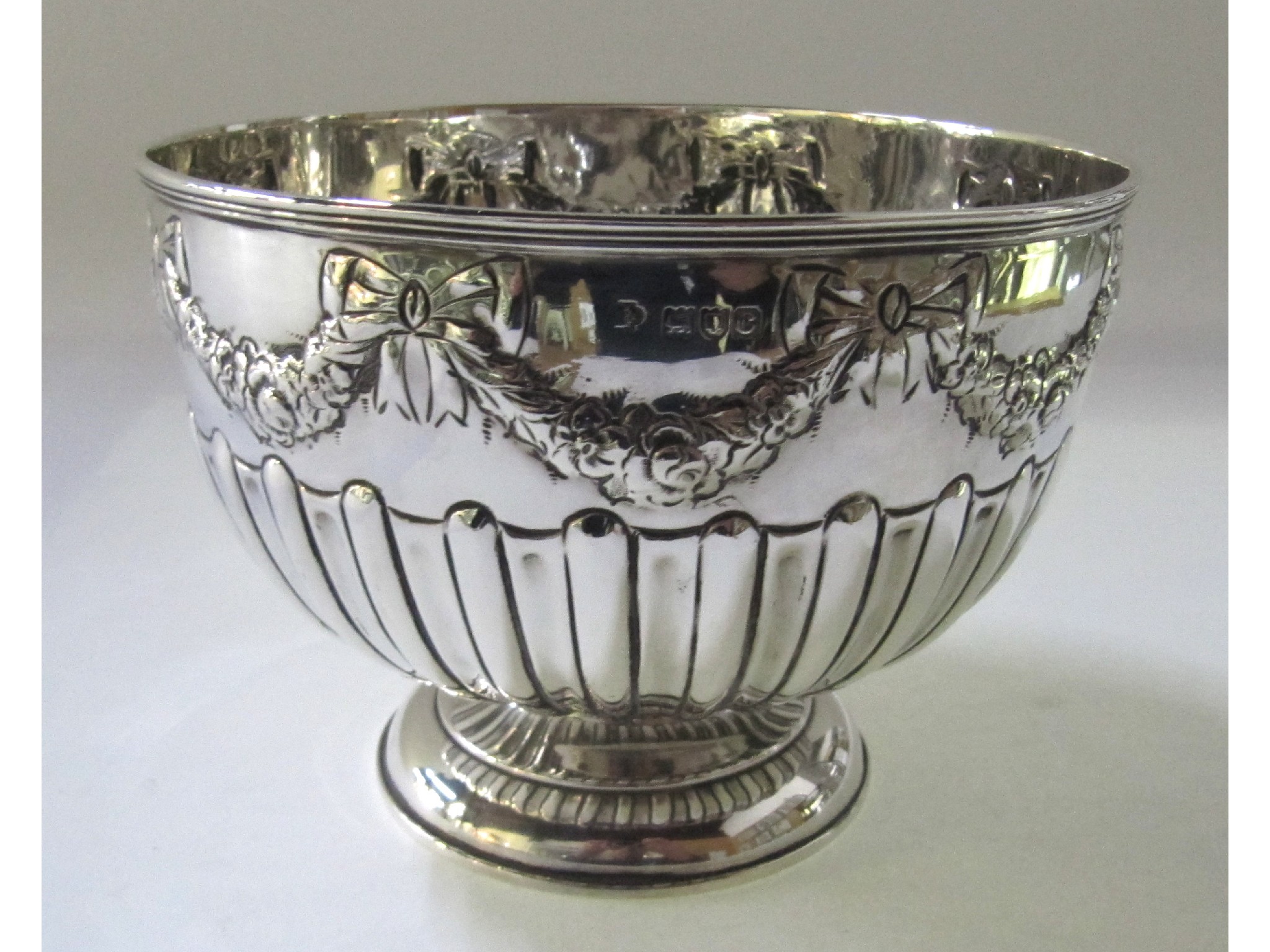 Appraisal: A silver rose bowl London