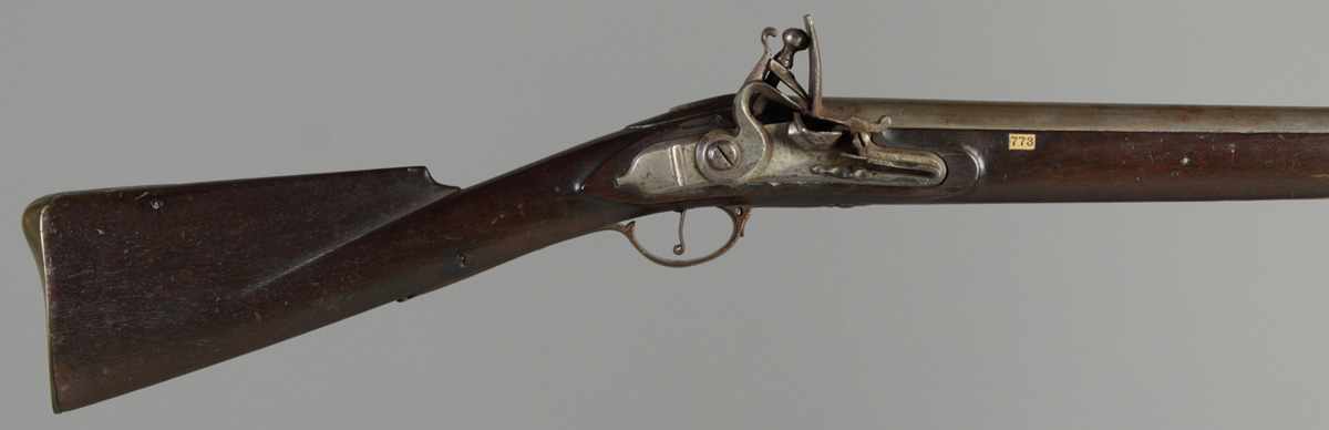 Appraisal: Continental Flintlock Musket Smooth bore Overall L ''E