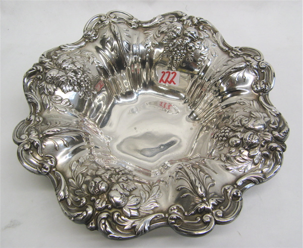 Appraisal: AMERICAN REED BARTON STERLING SILVER BOWL in the Francis I