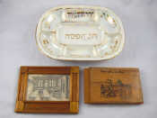 Appraisal: Judaica A ceramic rounded rectangular Seder plate with gilt lettering