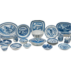 Appraisal: A Collection of Chinese Export Blue and White Porcelain th