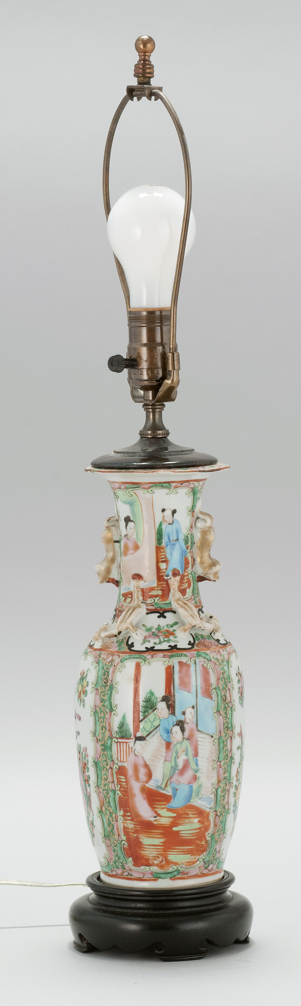 Appraisal: CHINESE EXPORT ROSE MEDALLION PORCELAIN VASE MOUNTED AS A TABLE