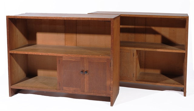 Appraisal: IN THE MANNER OF HEALS - A pair of oak