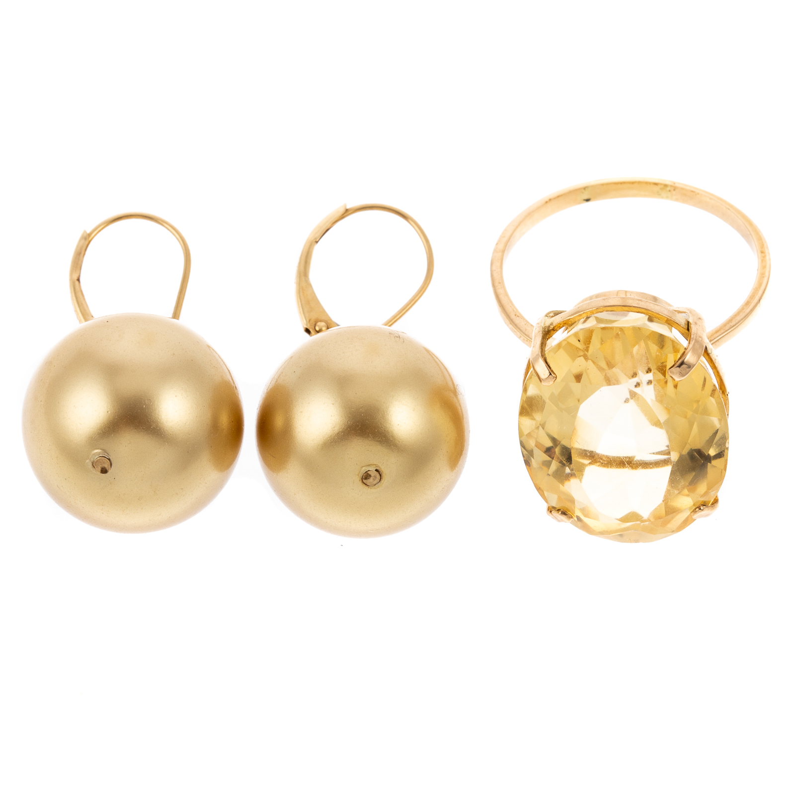 Appraisal: A LARGE CITRINE RING FAUX PEARL EARRINGS IN K K