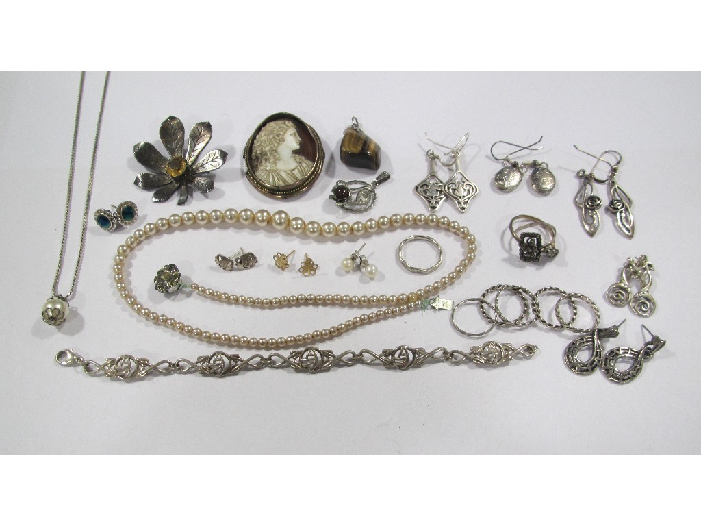 Appraisal: Lot of silver jewellery to include Mackintosh style pieces stone