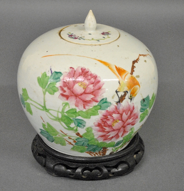 Appraisal: - Chinese porcelain ginger jar th c decorated with peonies