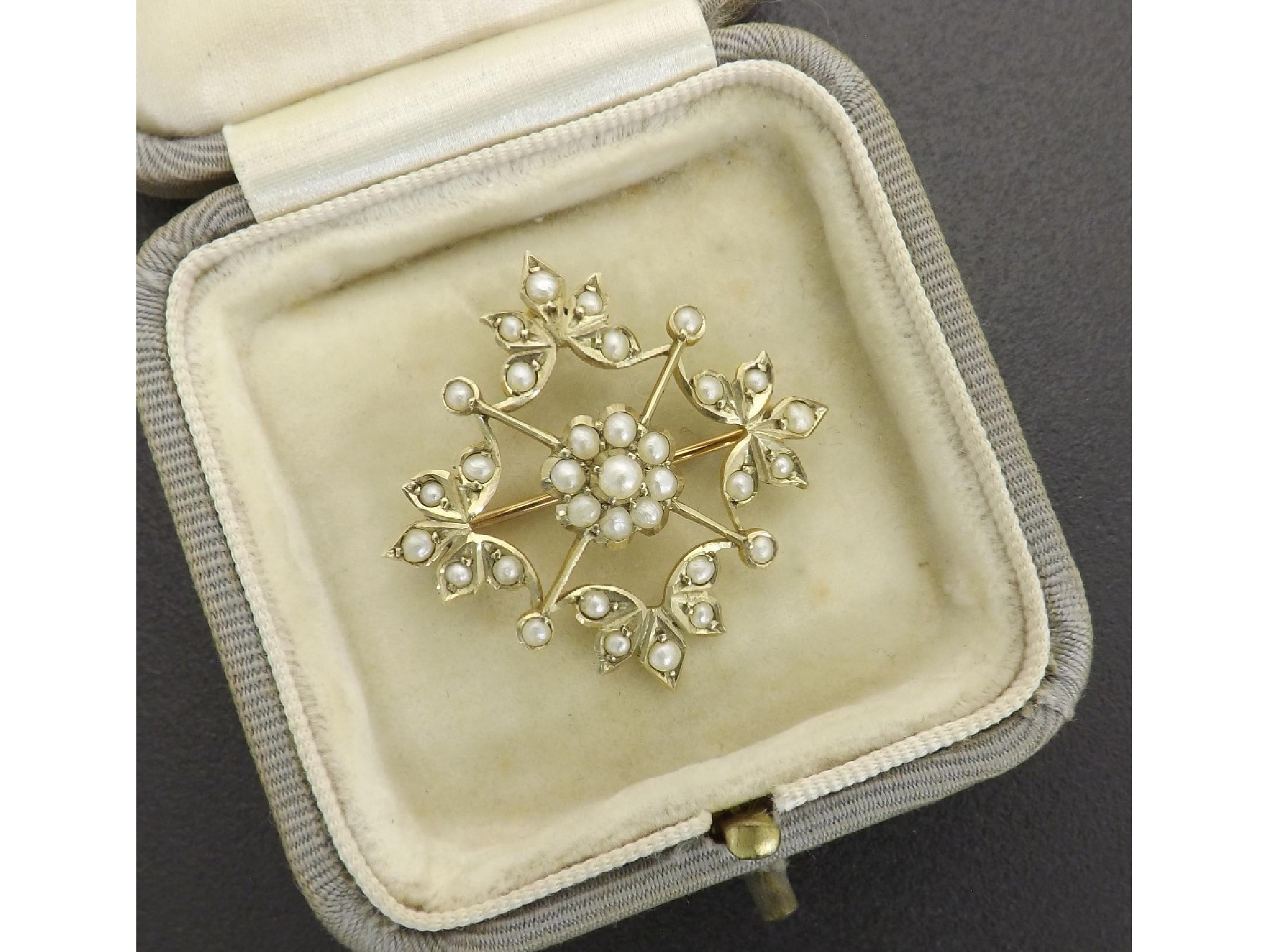 Appraisal: Edwardian ct seed pearl pendant brooch gm mm wide boxed