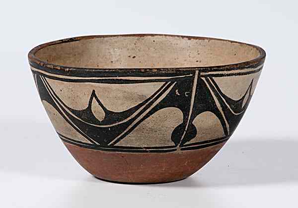 Appraisal: Santo Domingo Bowl deep bowl with outer rim consisting of