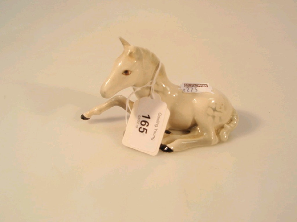 Appraisal: Beswick foal lying no painted white