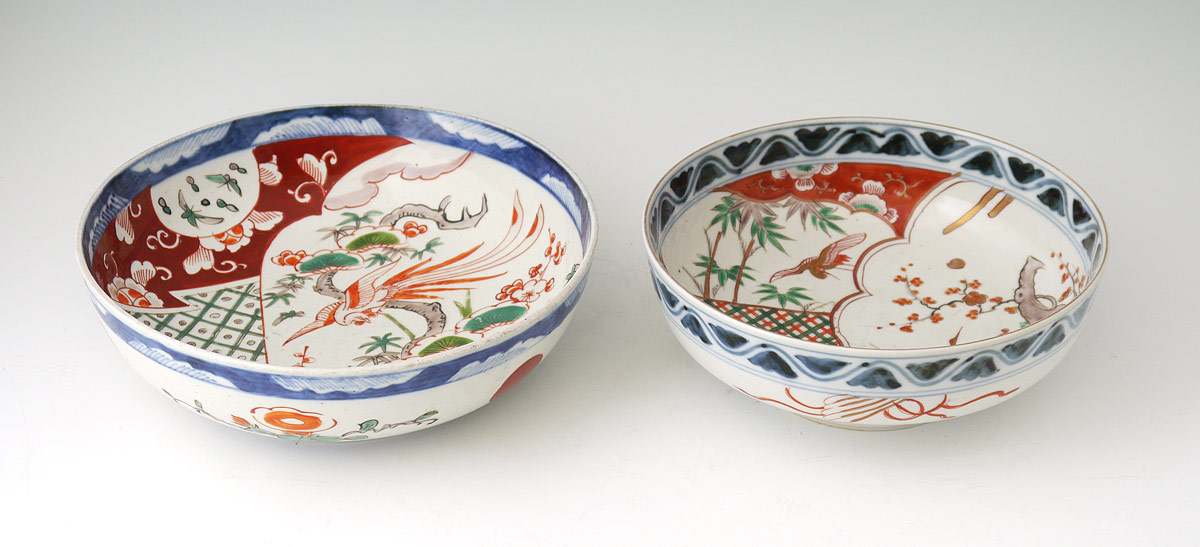 Appraisal: PIECE IMARI BOWLS To include Unsigned bird and branches motif