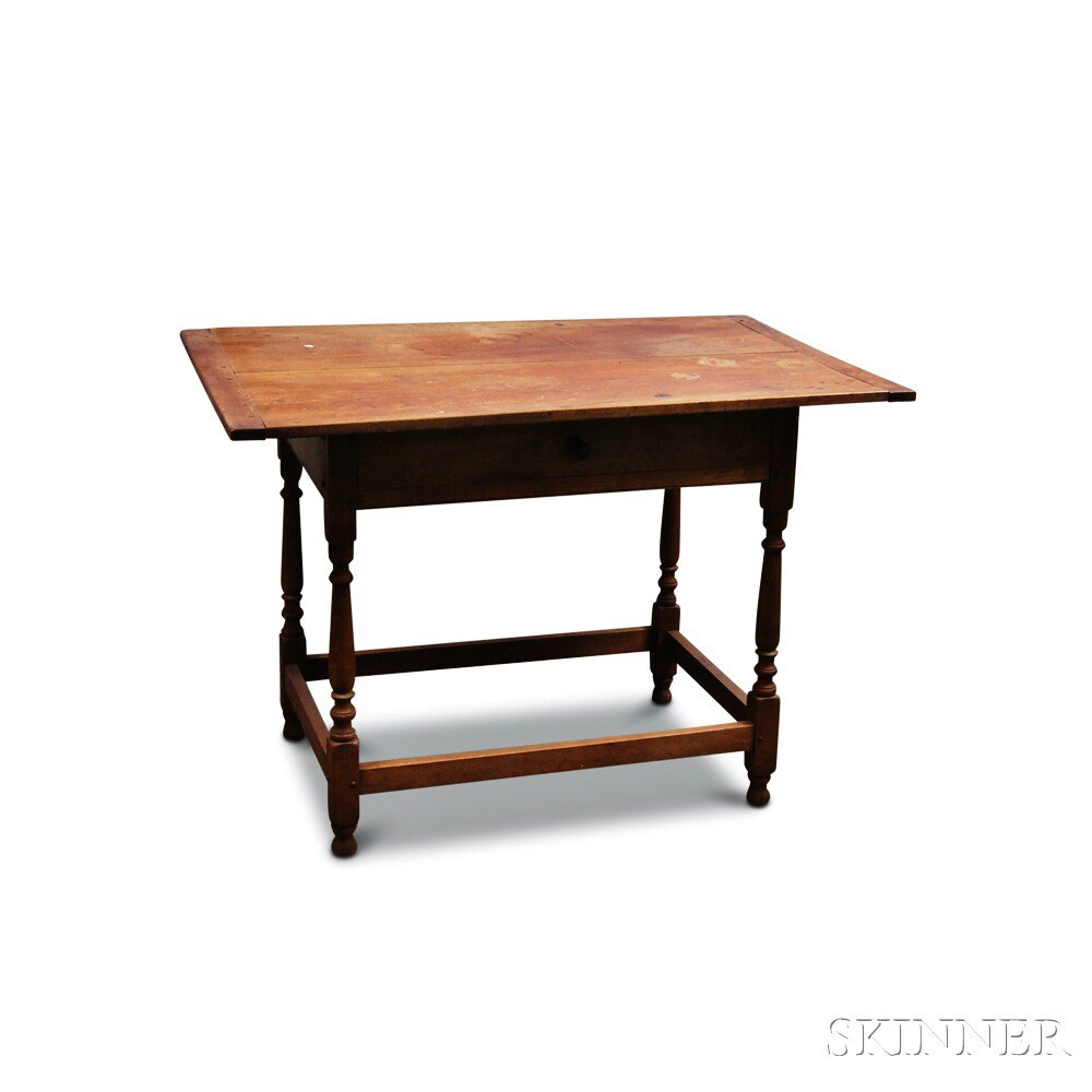 Appraisal: William Mary-style Maple Tavern Table the overhanging rectangular top with