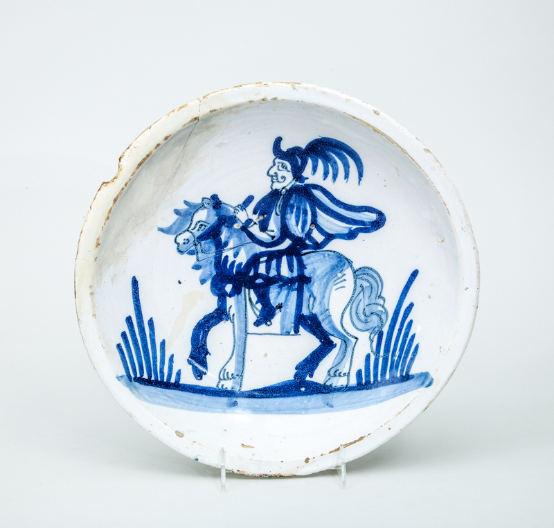 Appraisal: DUTCH BLUE AND WHITE DELFT PORCELAIN DEEP DISH With equestrian