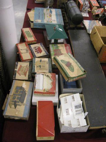 Appraisal: Railroad Buildings Plasticville USA most with original boxes