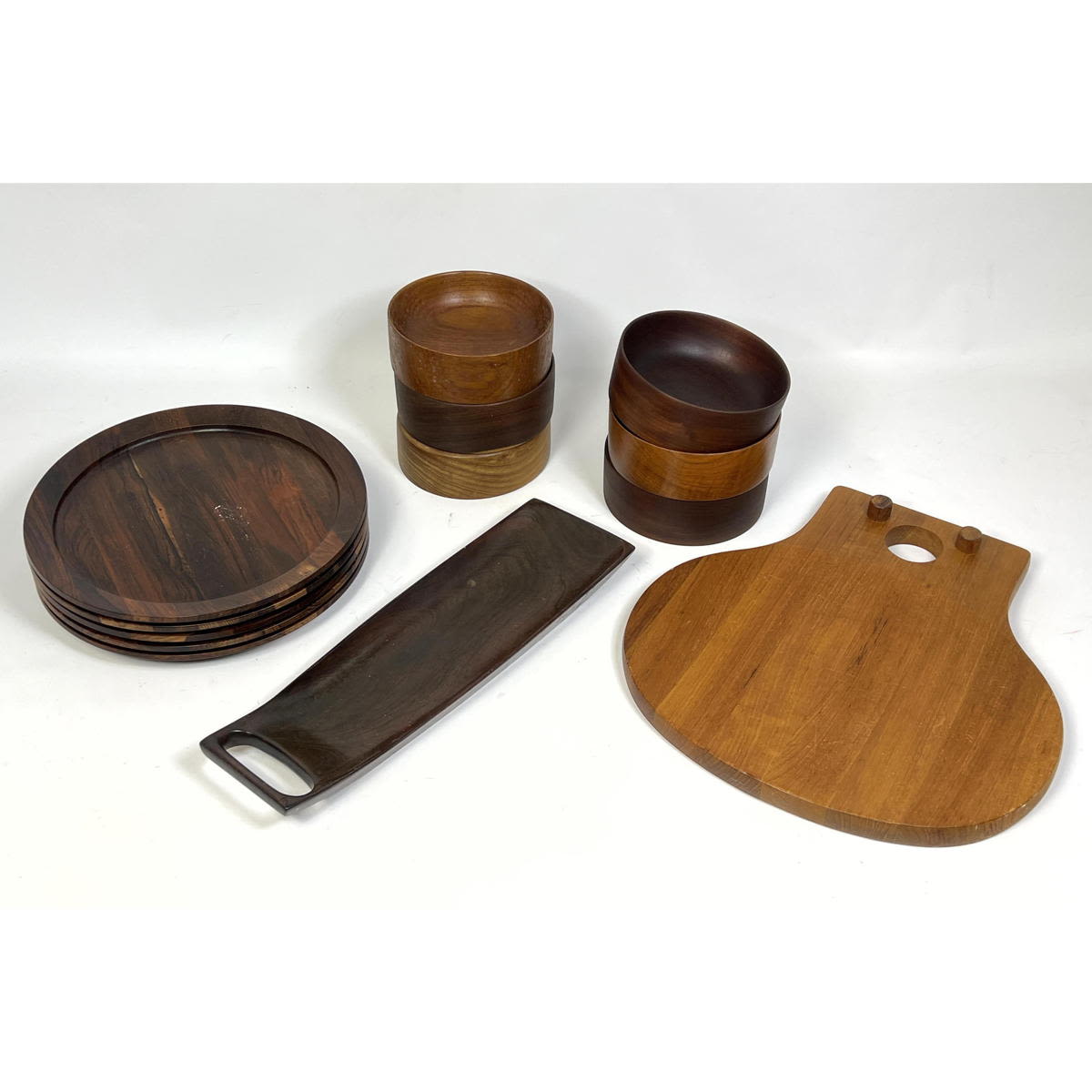 Appraisal: pc Collection of Teak and Rosewood plates and bowls one