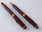 Appraisal: A Montblanc pen and ballpoint set in maroon unused