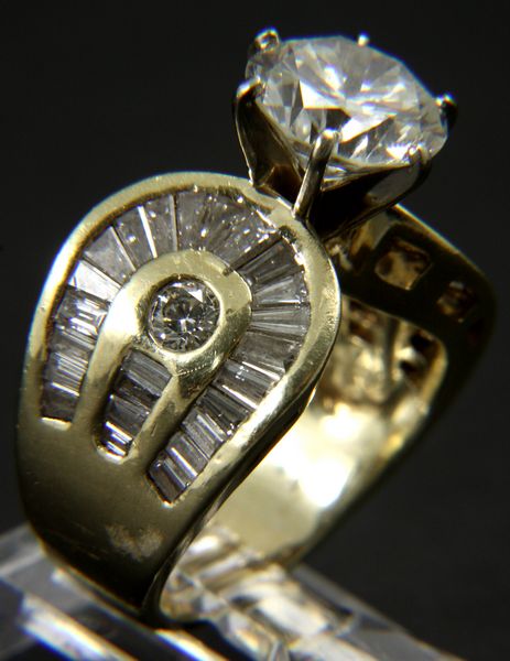 Appraisal: Ladies ct diamond ring set in k yellow gold with