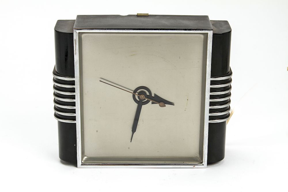 Appraisal: Hammond Stewardess Art Deco Wall Shelf Clock Hammond Art Deco