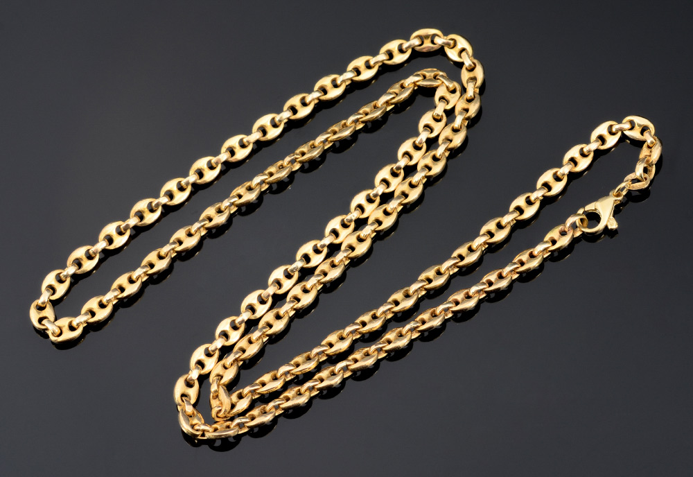 Appraisal: K GOLD SOLID LINK CHAIN NECKLACE Gucci style yellow gold