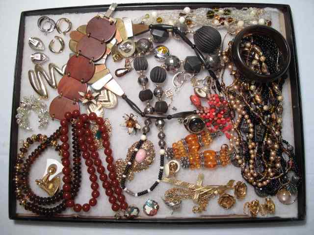 Appraisal: Tray lot of assorted ladies costume jewelry Includes gold toned