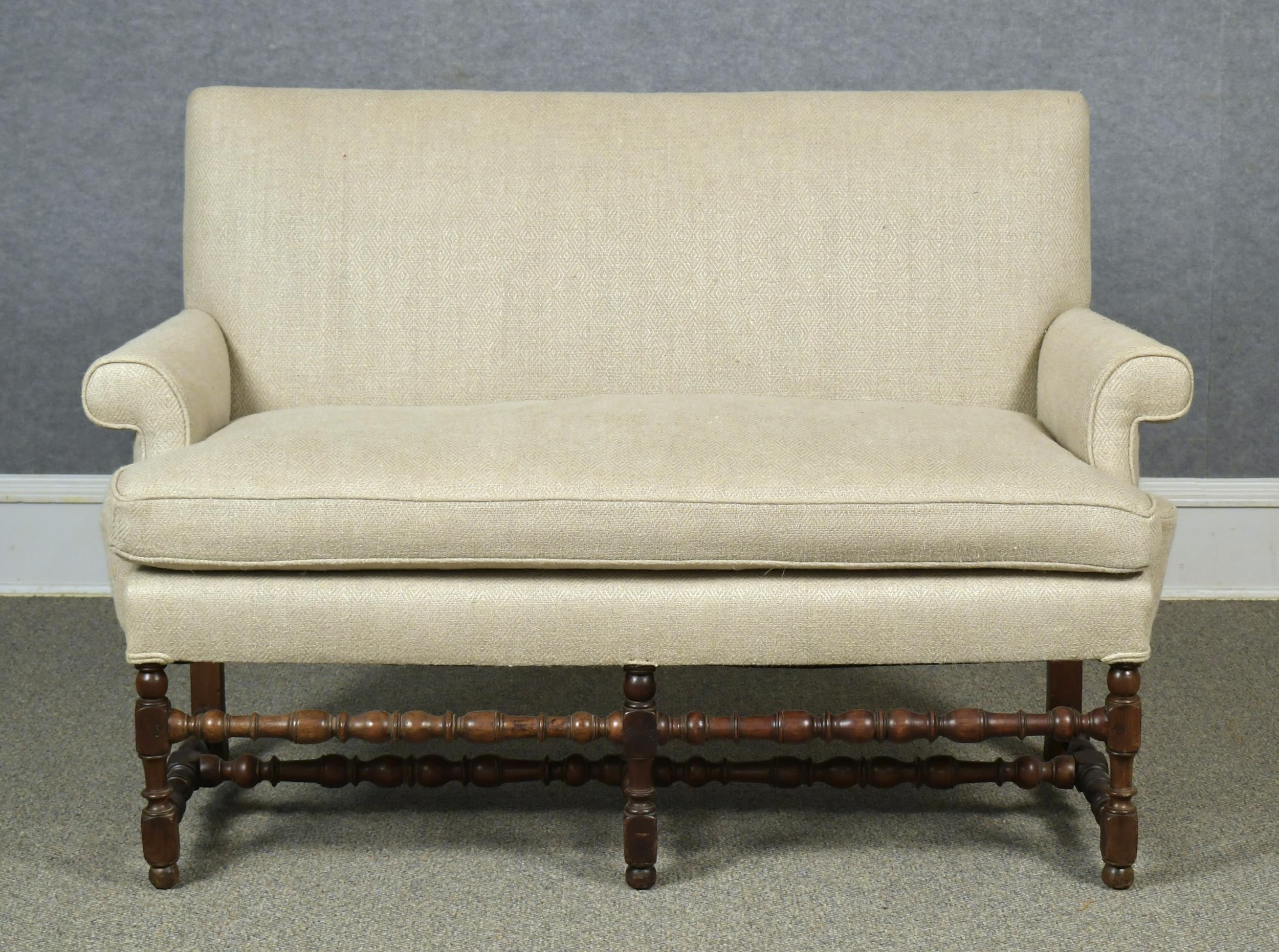 Appraisal: ANTIQUE WILLIAM AND MARY STYLE SETTEE An antique Wm Mary