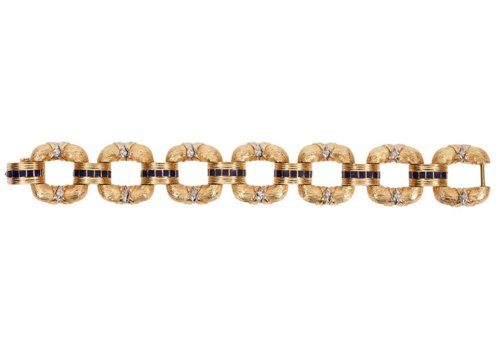 Appraisal: DIAMOND K YELLOW GOLD LINK BRACELETDiamond enamel K yellow gold