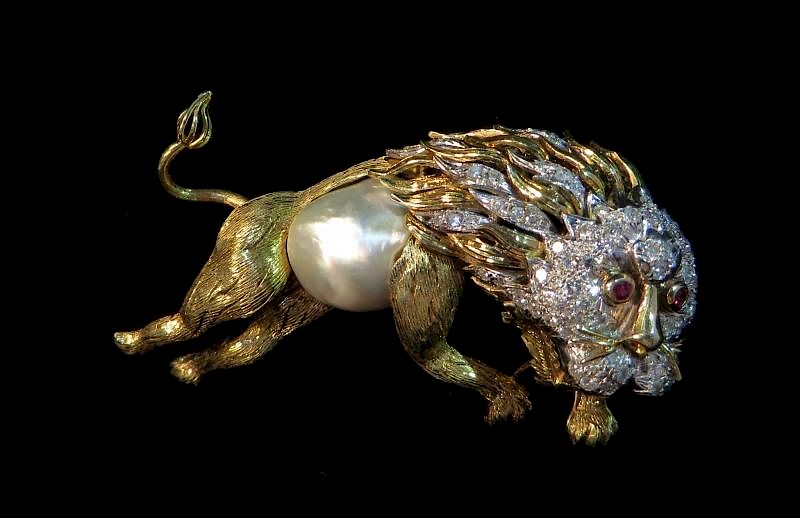 Appraisal: Gold Diamond Pearl And Ruby Lion Brooch Gold Diamond Pearl