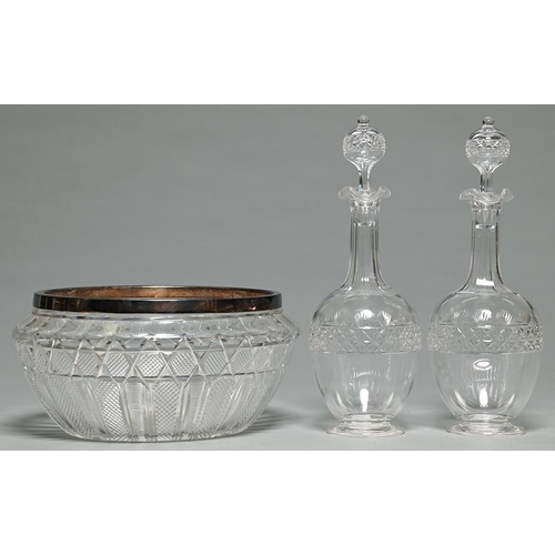 Appraisal: A pair of Edwardian 'brilliant' cut glass decanters and stoppers