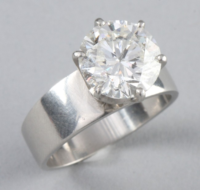 Appraisal: Featuring one round brilliant cut diamond Color JK Clarity I