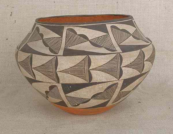 Appraisal: Acoma pottery olla with geometric decoration h dia