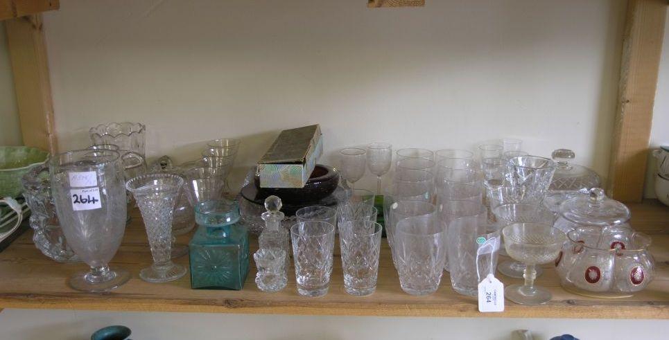 Appraisal: A quantity of household glassware