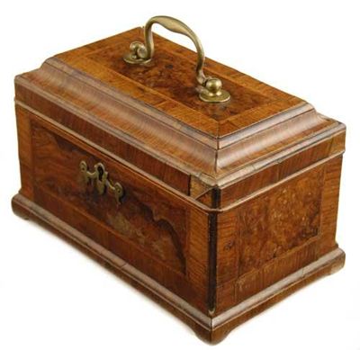 Appraisal: A mid th century walnut tea caddy burr veneered cross