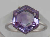 Appraisal: A white metal tests carat gold amethyst ring amethyst approx