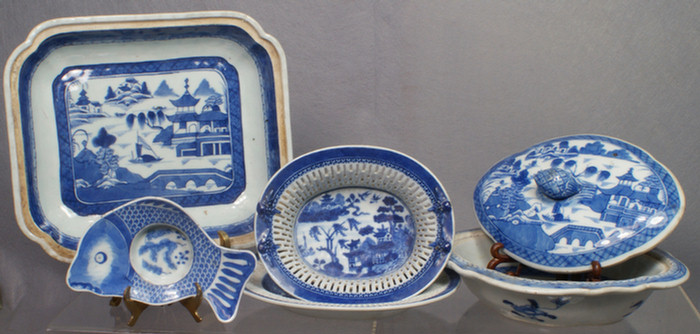 Appraisal: Chinese export porcelain assorted lot to include a Canton rectangular