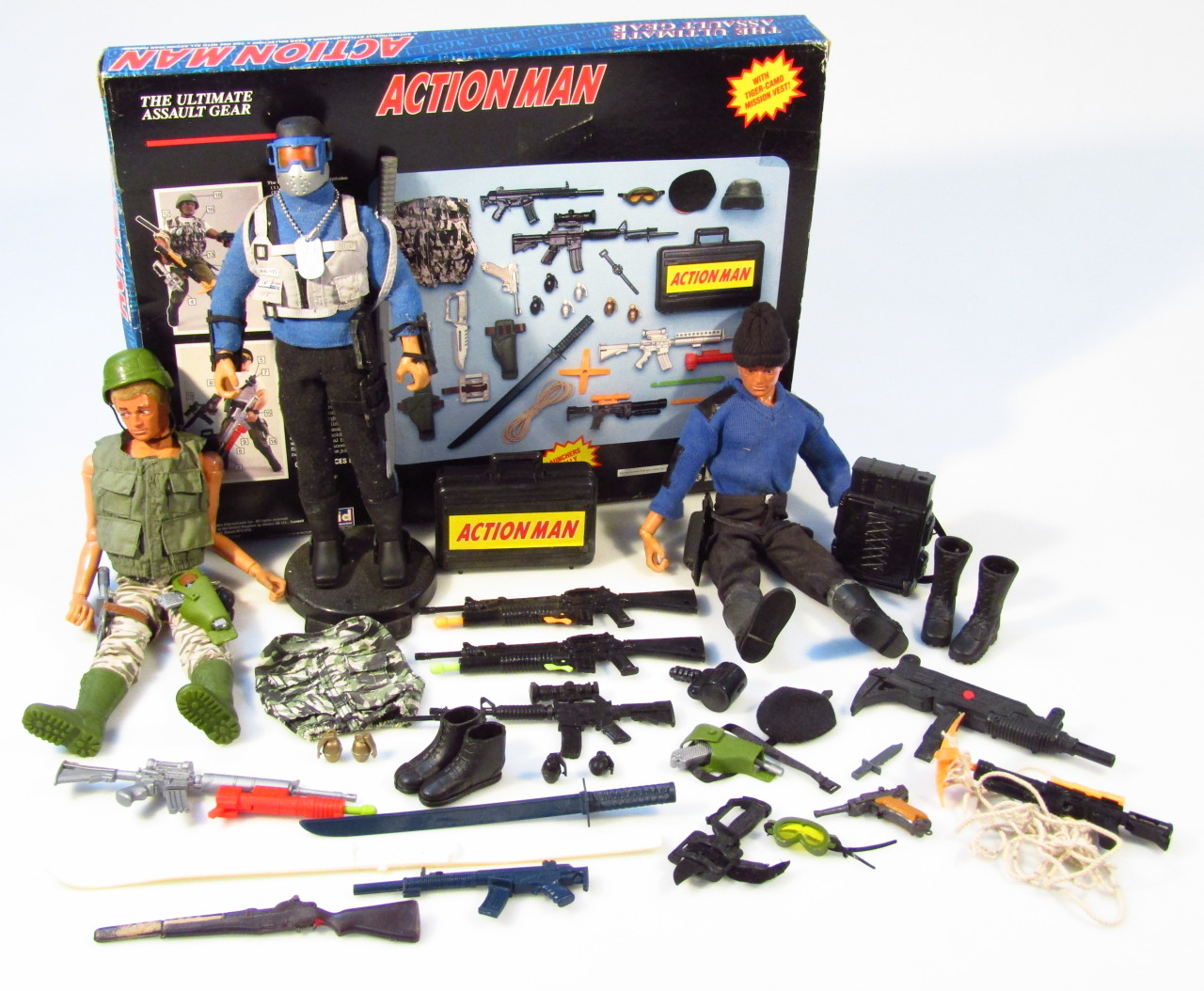 Appraisal: Various Action Men figures and accessories to include EPG model