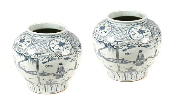 Appraisal: A pair of Chinese blue and white jars height in