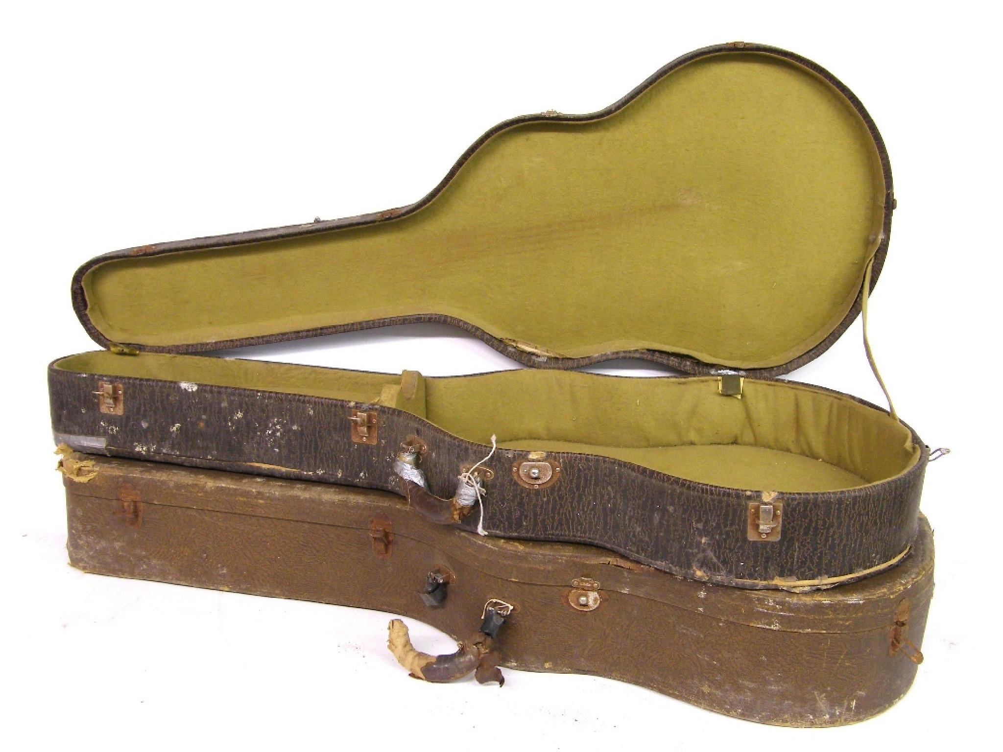 Appraisal: Vintage guitar hard case branded GEIB with brown exterior and