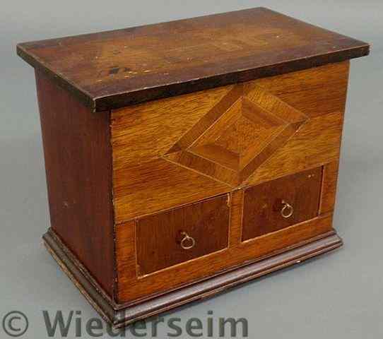 Appraisal: Pennsylvania walnut trinket box th c the lid inlaid with