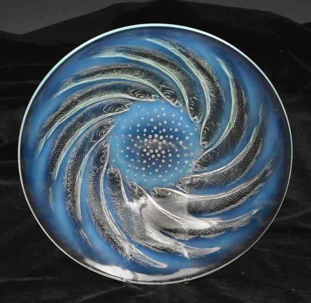 Appraisal: Ren Lalique French - An opalescent glass bowl 'Poissons' circa