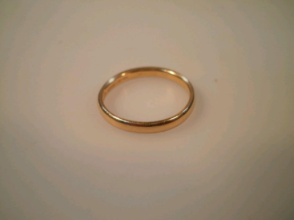 Appraisal: A ct gold wedding band g